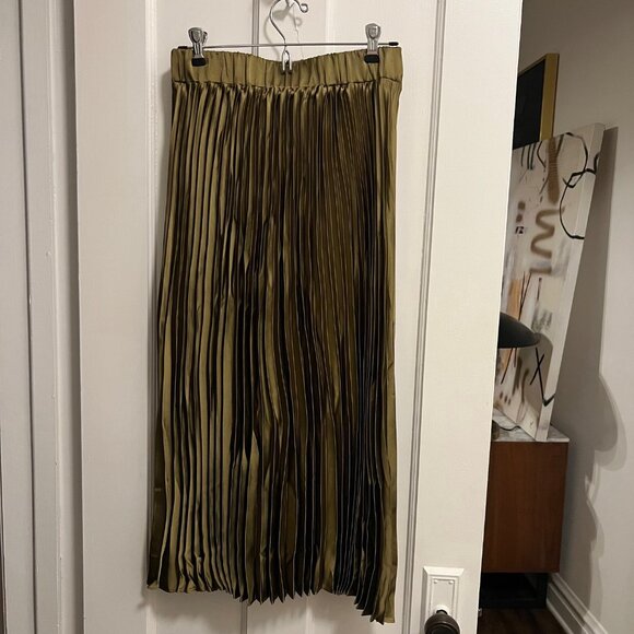 women's silky accordion pleated skirt chartreuse green size xs - Picture 6 of 13